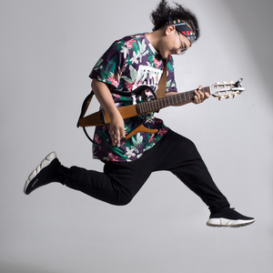 丝袜内衣大婶在线观看
